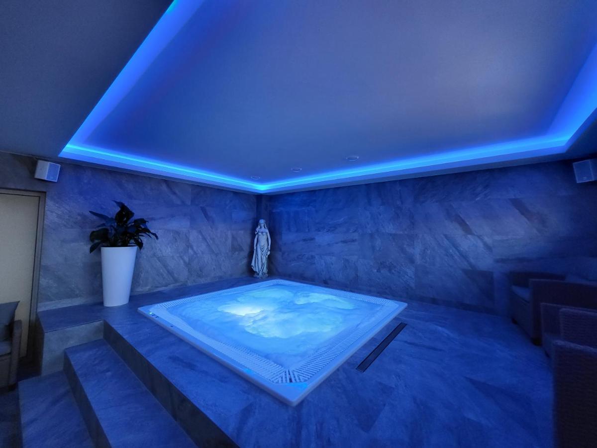 Chaty Krusetnica S Luxusnym Privatnym Wellness Екстер'єр фото