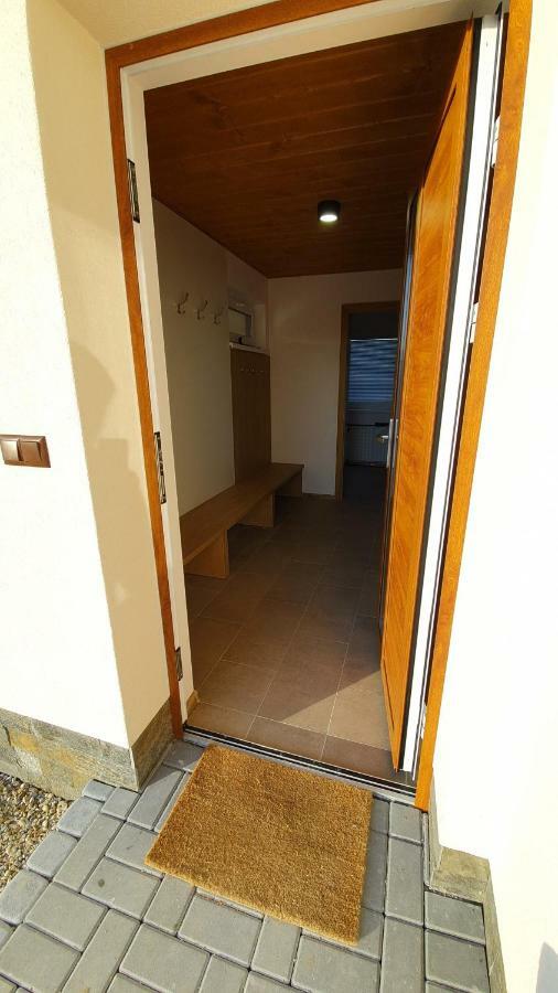 Chaty Krusetnica S Luxusnym Privatnym Wellness Екстер'єр фото